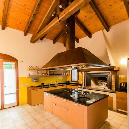 Amnesia Borghetto (Ancona)