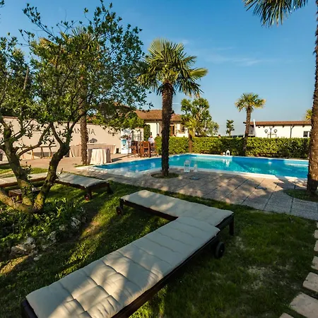 Villa Amnesia Borghetto (Ancona)